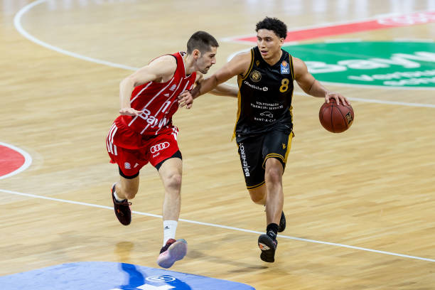 阿森纳凭借 阿森纳凭借