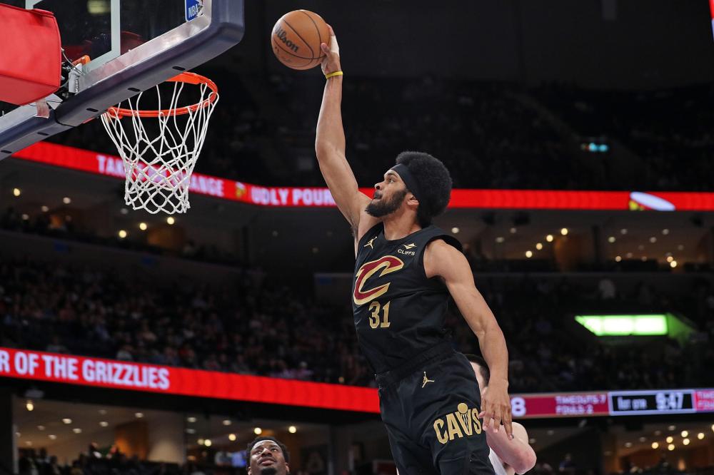 光度更高 光度更高